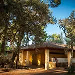 Camping La Sousta**** مكان تخييم