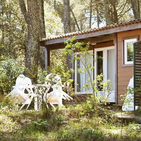 Camping La Sousta**** 4* ريمولين