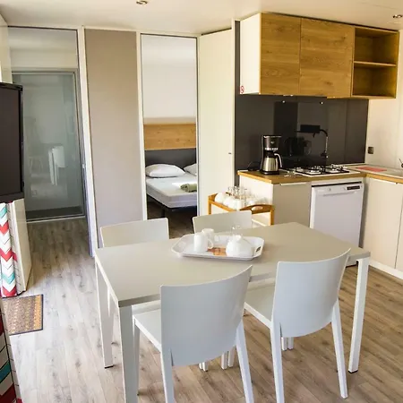 Campsite La Sousta****